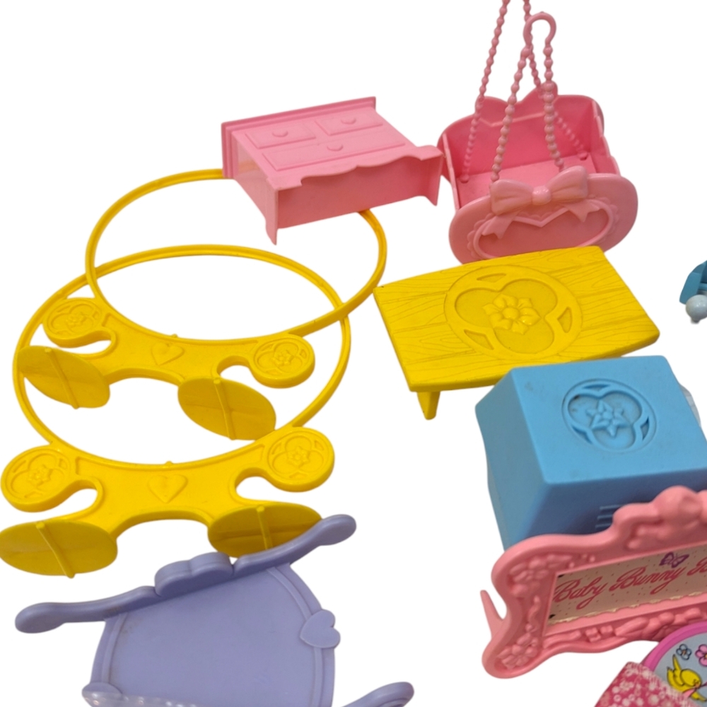 Rare Vintage My Little Pony Furniture and Accessories Lot Diapers Pony Powder - Picture 3 of 6